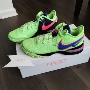9.5 11 Nike Zoom LeBron NXXT Gen Ghost Green DR8784-300 LBJ GLITCH